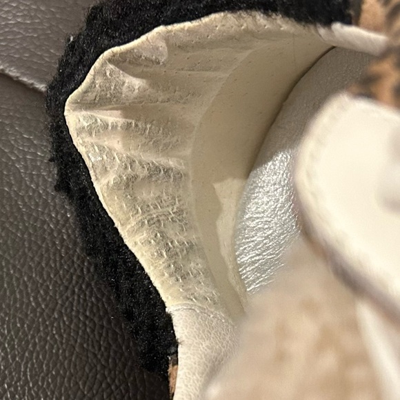 Zina Leopard Plush Sneakers - Picture 6 of 16